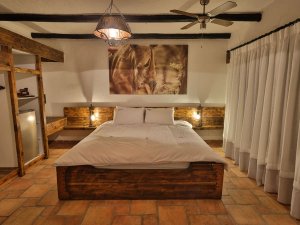 Otjiwarongo accommodation bedroom