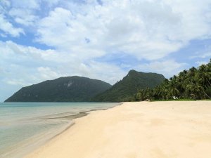 Khanom beach