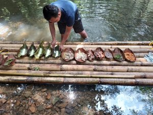 Borneo bamboo bbq