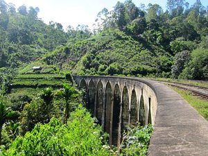 Sri Lanka train track bridge