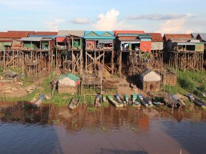 Kampong Khleang local houses