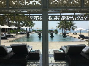 Vietnam Nha Trang hotel pool area