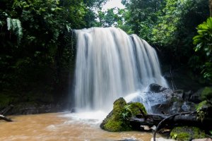 Costa Rice Juanilama waterfall