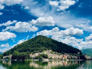 Umbria lake