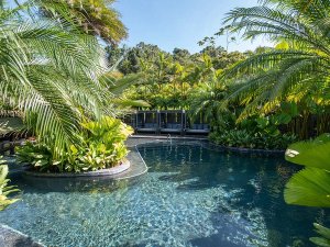 La Fortuna upgrade accommodation hot springs