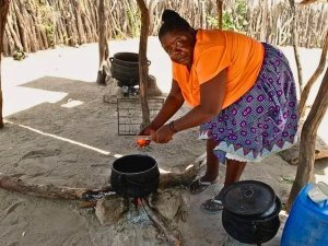 Namibia - Owamboland - cooking