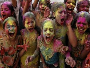 Holi local children