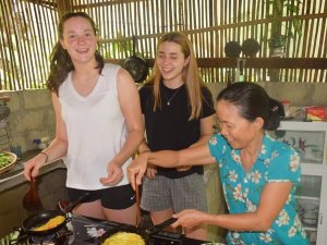 cooking in Vietnam