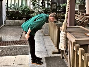 Praying boy Japan