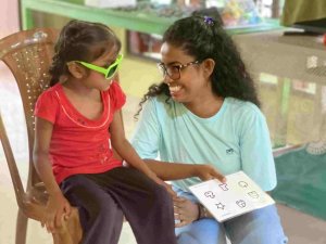 Sri Lanka Bentota Rainbow Centre local children
