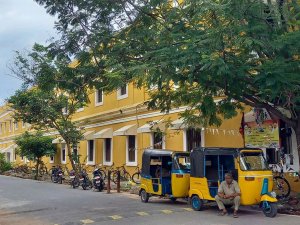 Tuk tuks in Pondicherry